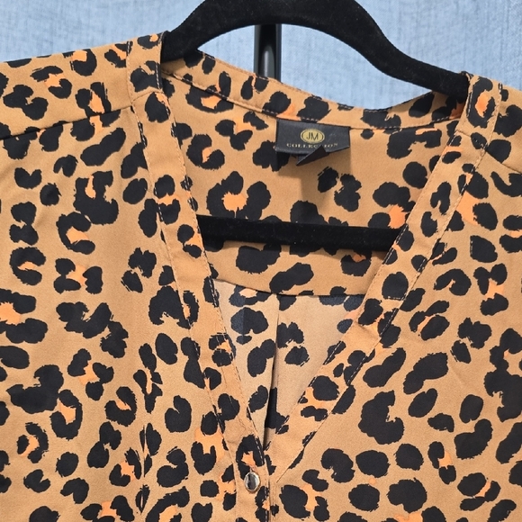 JM Collection Brown,peach and Black Animal Cheetah Print Blouse V Neck Size Med - Picture 3 of 12
